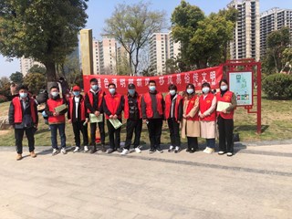 市科技局开展“绿色清明树新风　移风易俗传文明”宣传活动